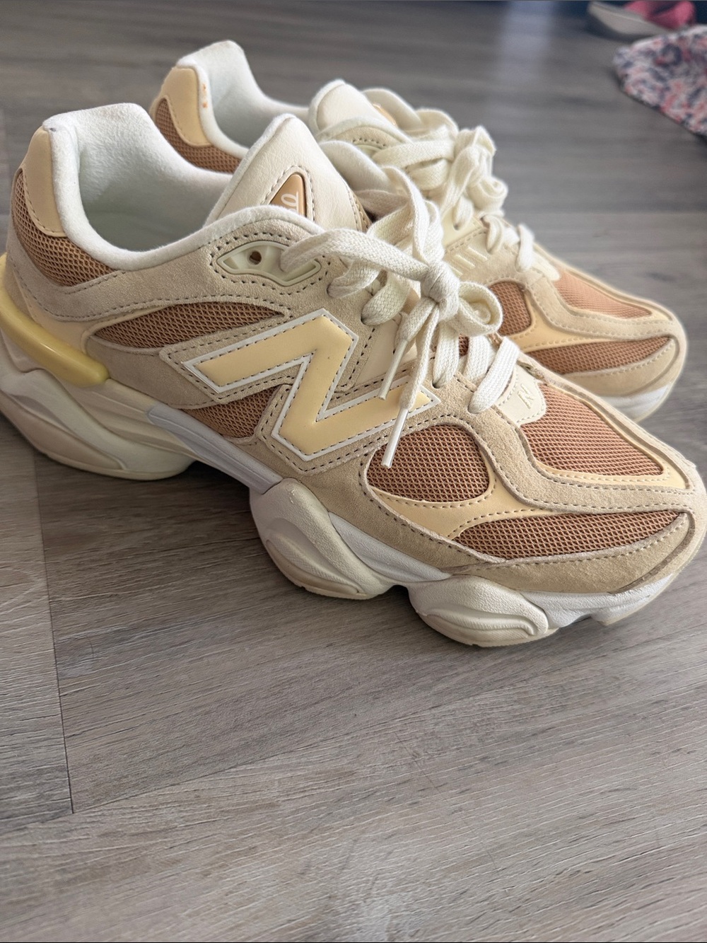 New Balance Women’s Cream & Tan Chunky Retro Sneakers